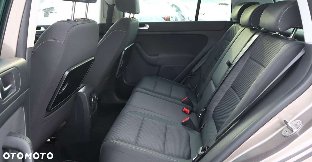 Volkswagen Golf Plus - 16