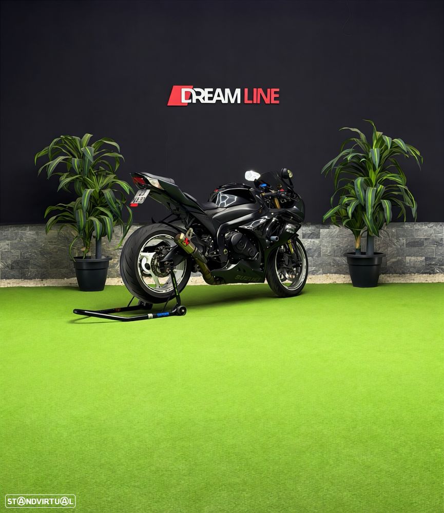 Suzuki GSX-R L2 - 12