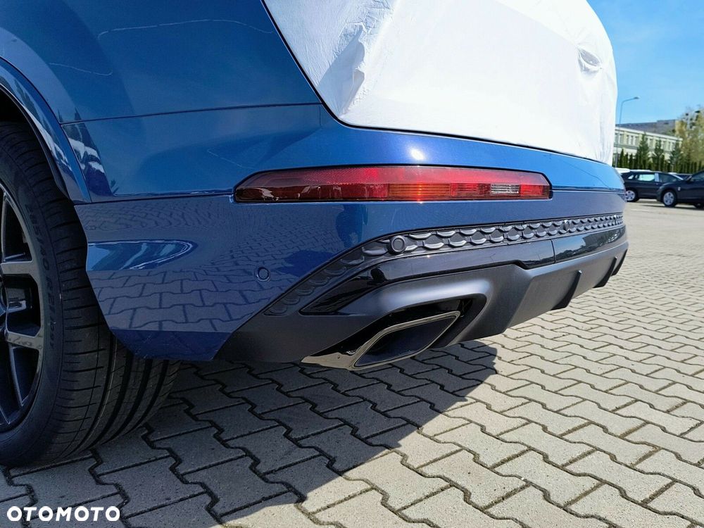 Audi Q7 - 11