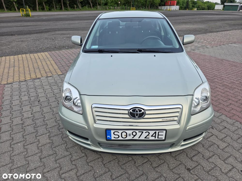 Toyota Avensis 2.0 D-4D Sol - 28
