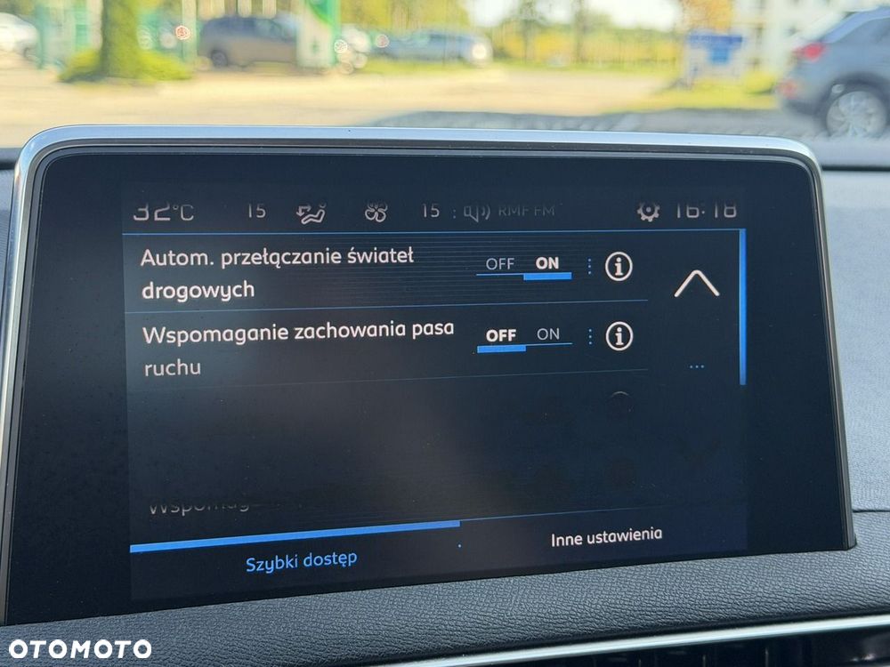 Peugeot 3008 PureTech 130 Stop & Start GPF Active - 23