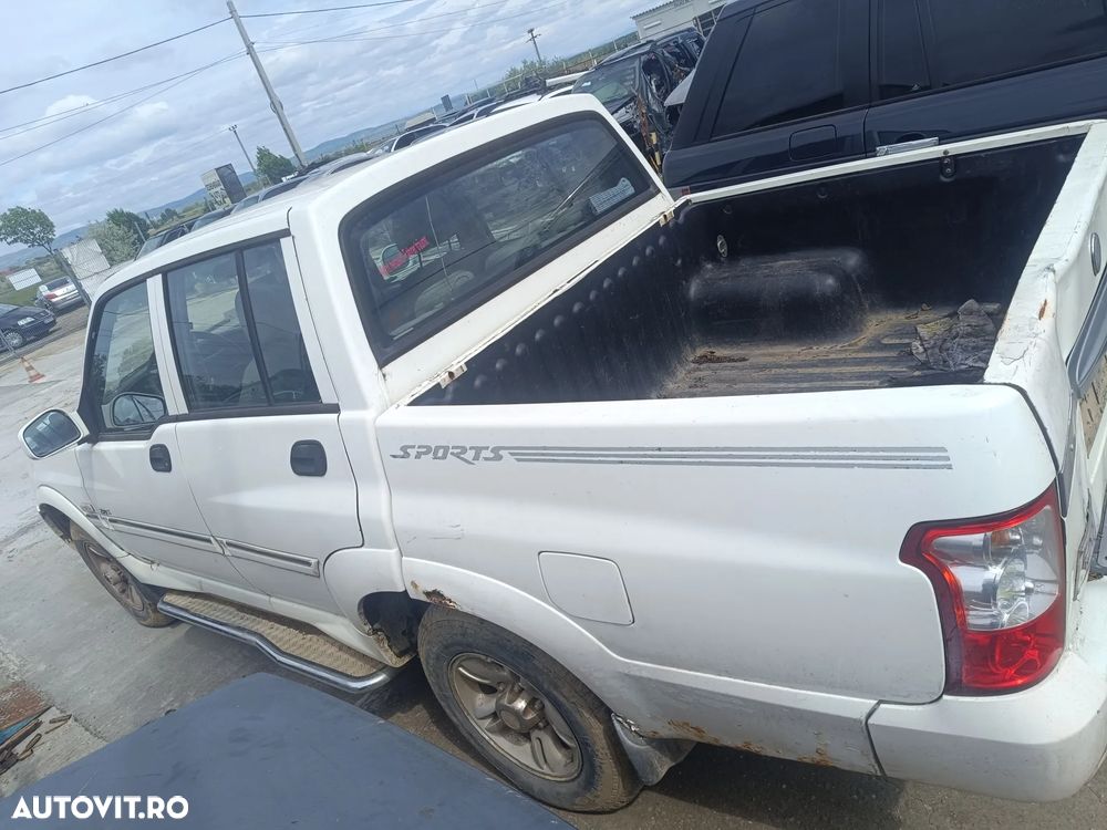 Dezmembrez ssangyong musso sport și normal 2.9tdi și 2.3benzina - 2