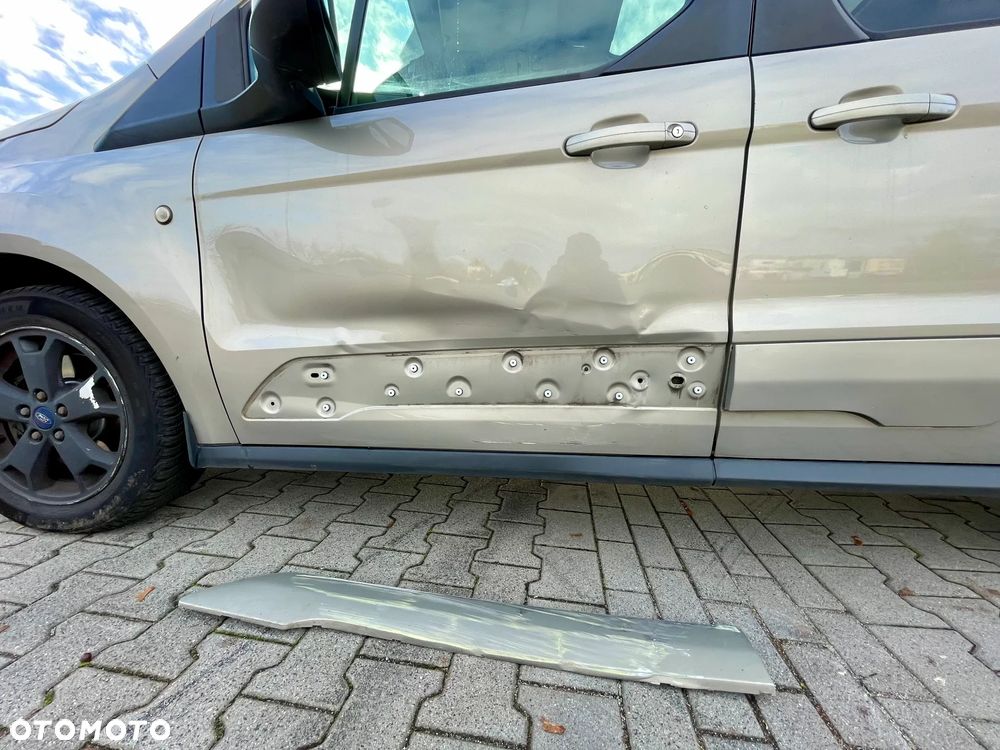 Ford Tourneo Connect 1.6 TDCi Titanium - 3