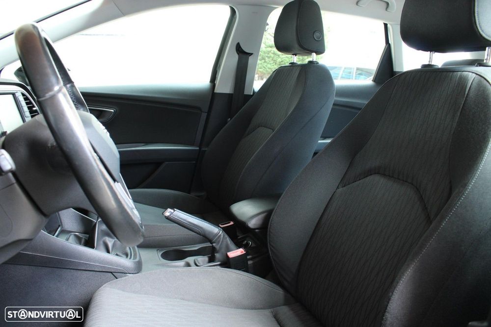 SEAT Leon ST 1.6 TDI Style Ecomotive - 26