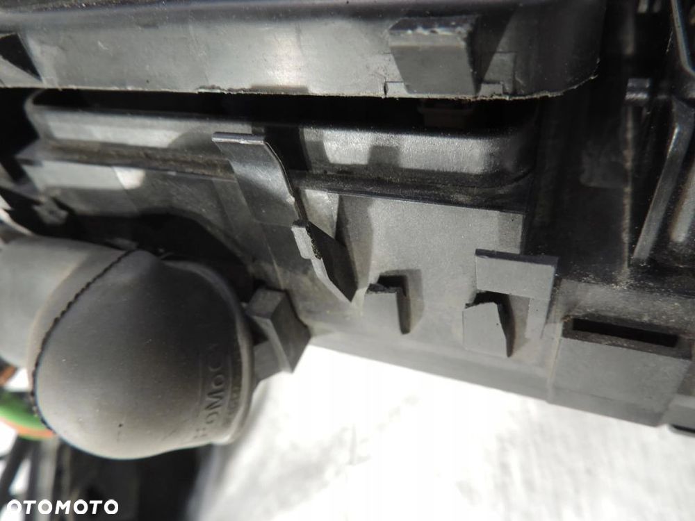 FORD MONDEO MK5 2.0 TDCI SKRZYNKA BEZPIECZNIKÓW FG9T14A067EB - 6