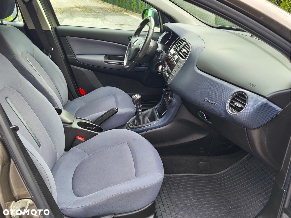 Fiat Bravo 1.4 T-JET 16V Dynamic - 17