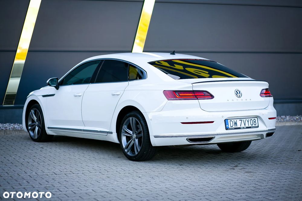Volkswagen Arteon 2.0 TDI SCR R-Line DSG - 19