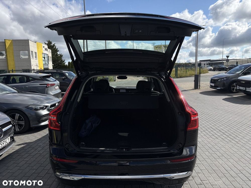 Volvo XC 60 T6 Plug-In Hybrid AWD Inscription - 30