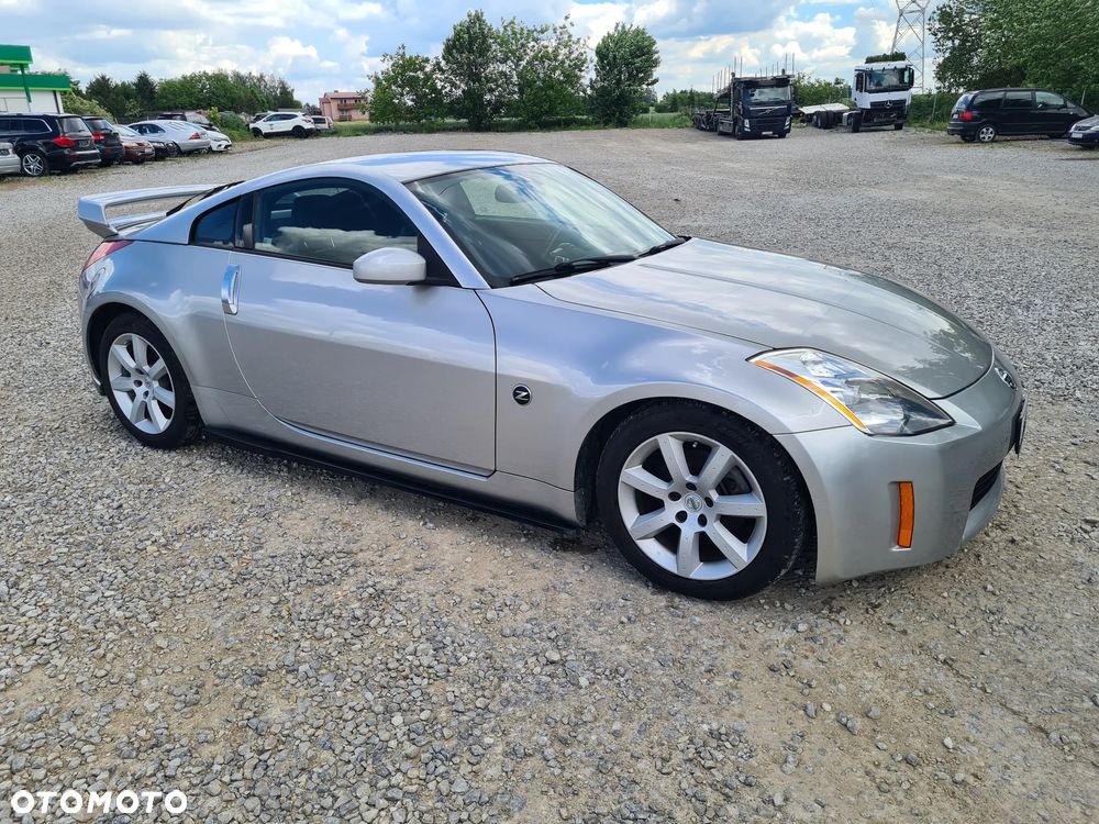 Nissan 350 Z - 11