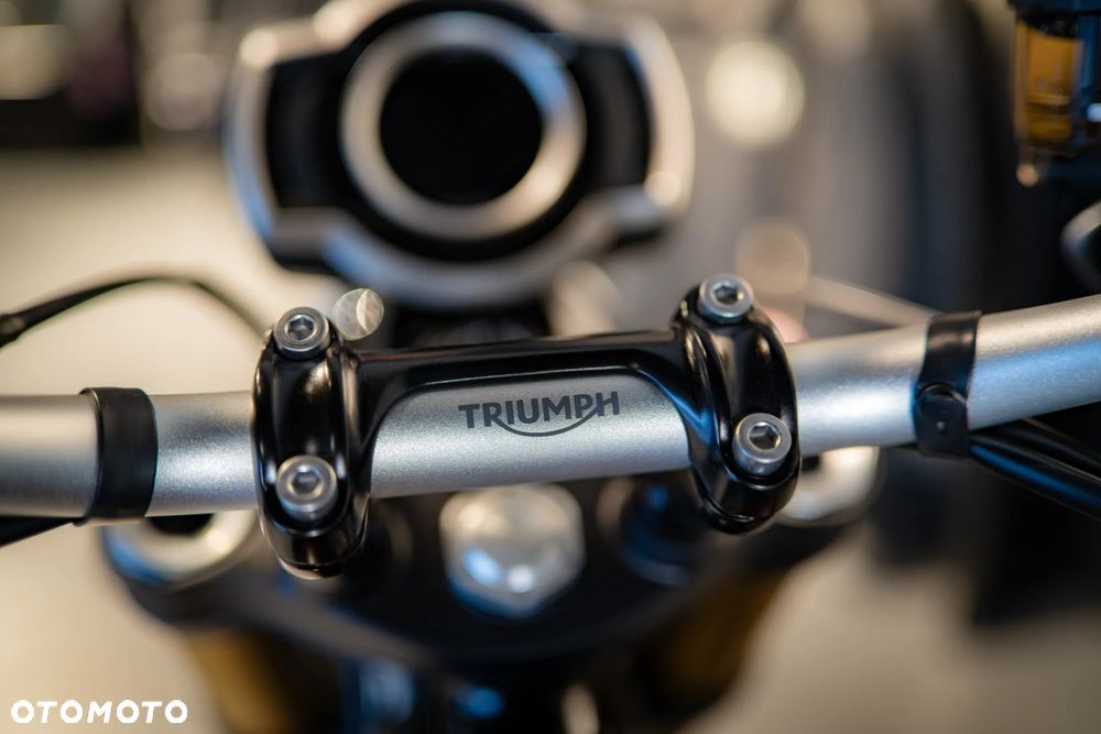 Triumph Scrambler - 11