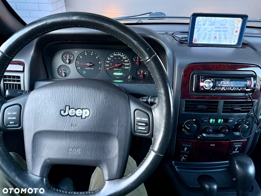 Jeep Grand Cherokee 4.0 Laredo - 7