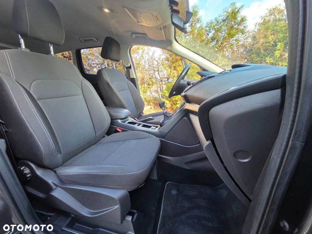 Ford Kuga 1.5 EcoBoost 2x4 Cool & Connect - 30
