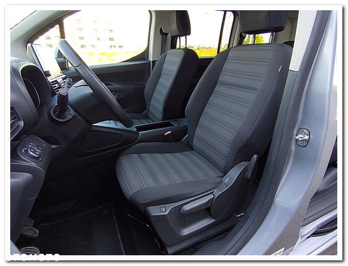Opel Combo 1.5 D 75kW GS - 29