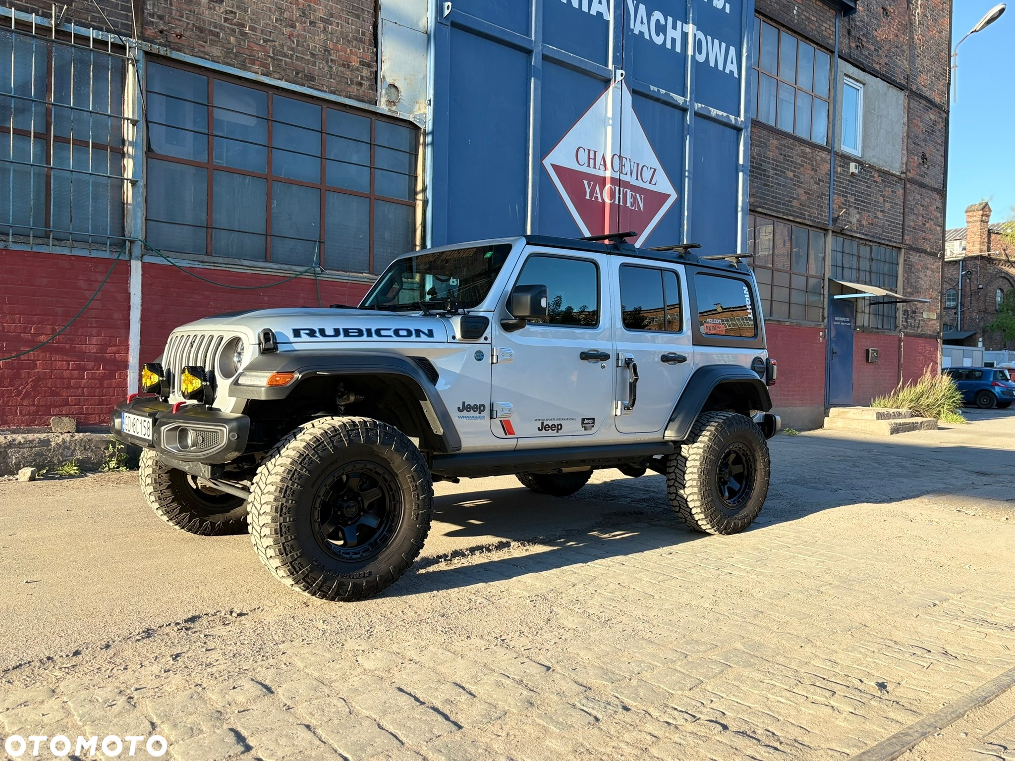 Jeep Wrangler - 24