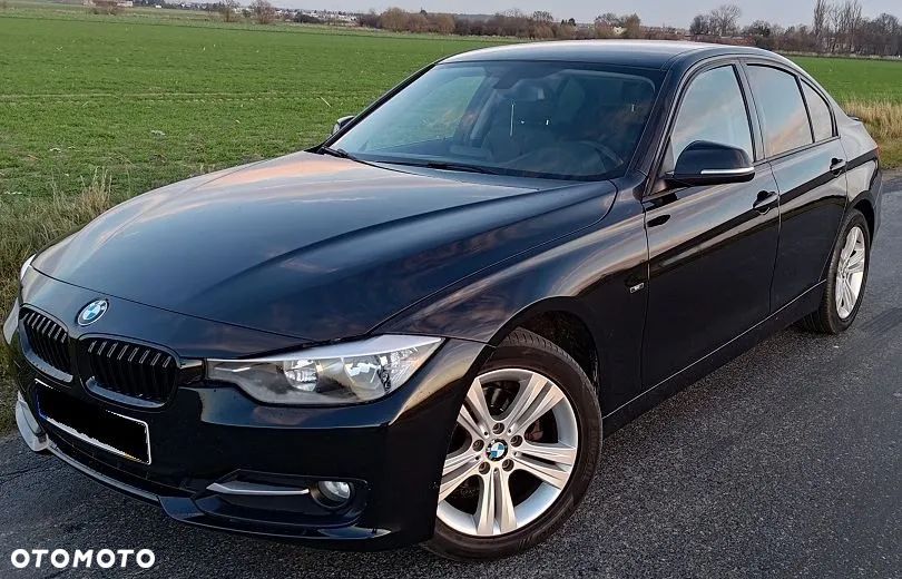 BMW Seria 3 318d DPF Edition Sport - 4
