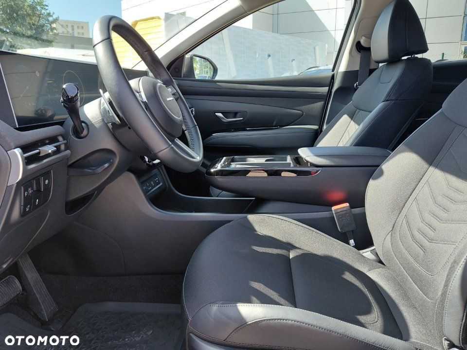 Hyundai Tucson - 8