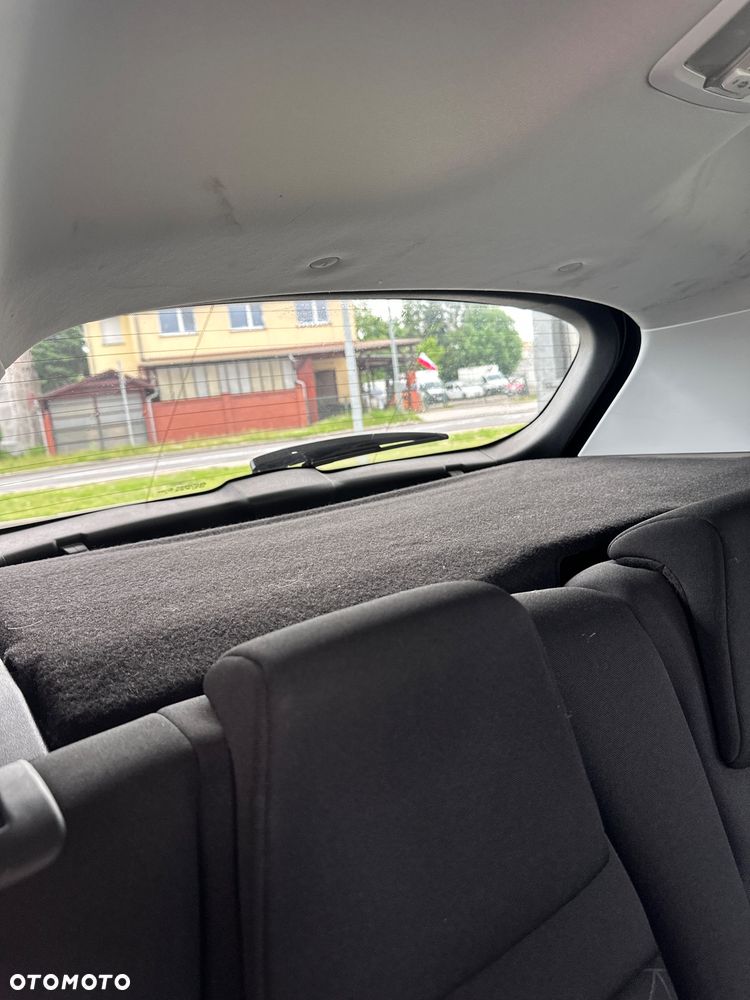 Peugeot 2008 PureTech 82 Style - 17
