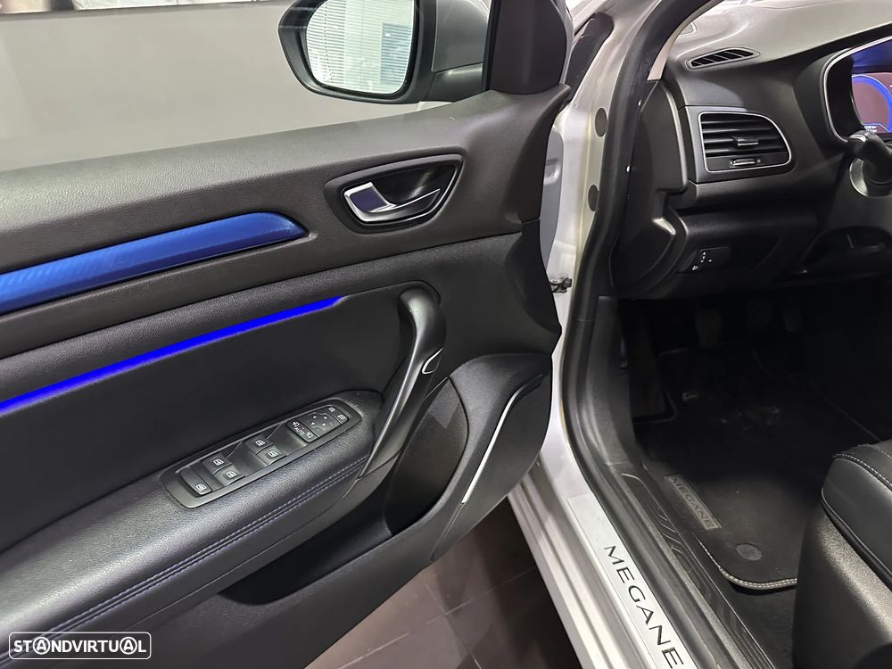 Renault Mégane Sport Tourer 1.5 dCi GT Line J18 - 23