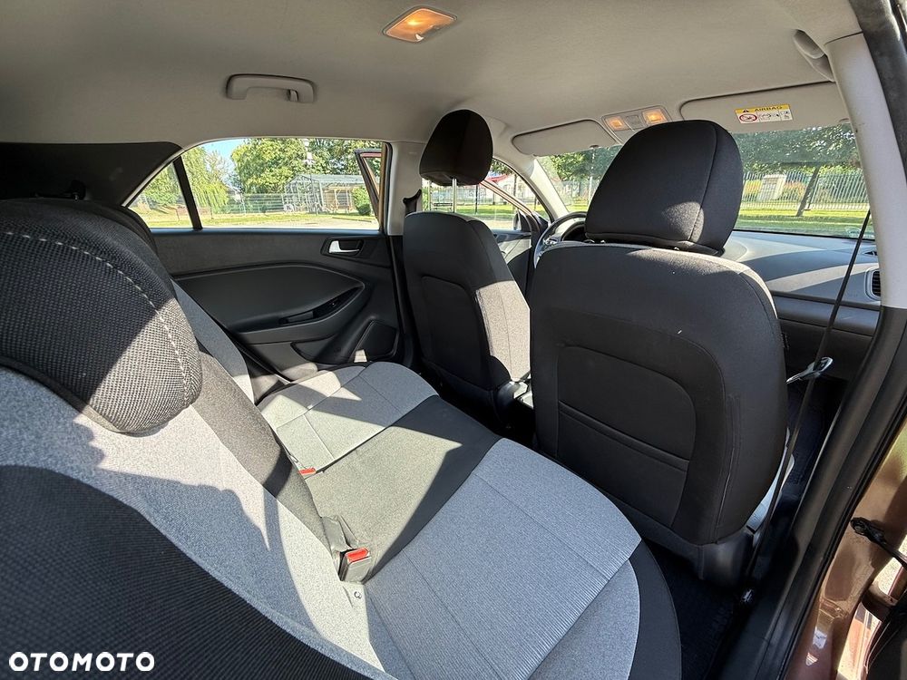 Hyundai i20 1.2 YES - 5