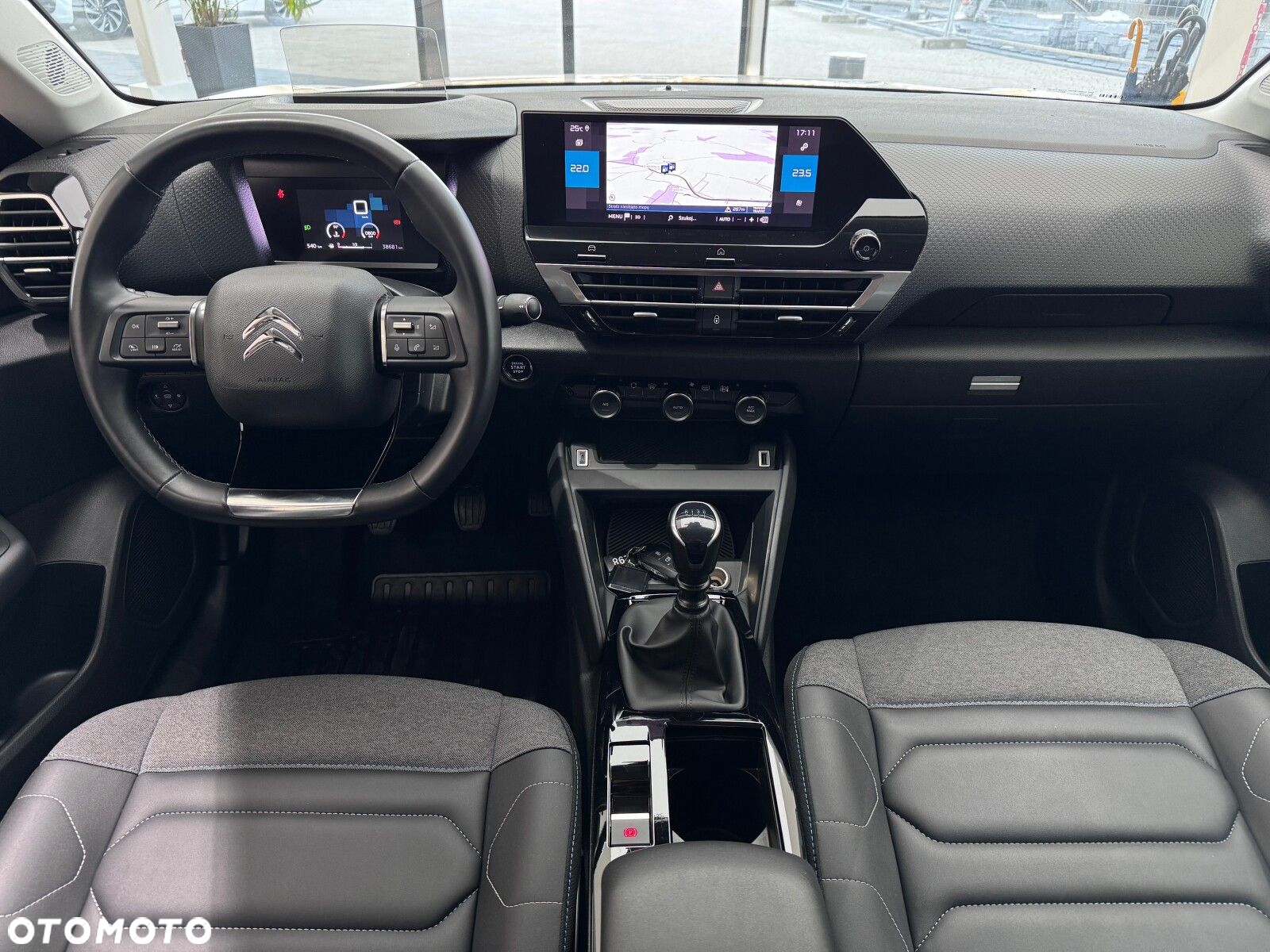 Citroën C4 1.2 PureTech Shine S&S - 14