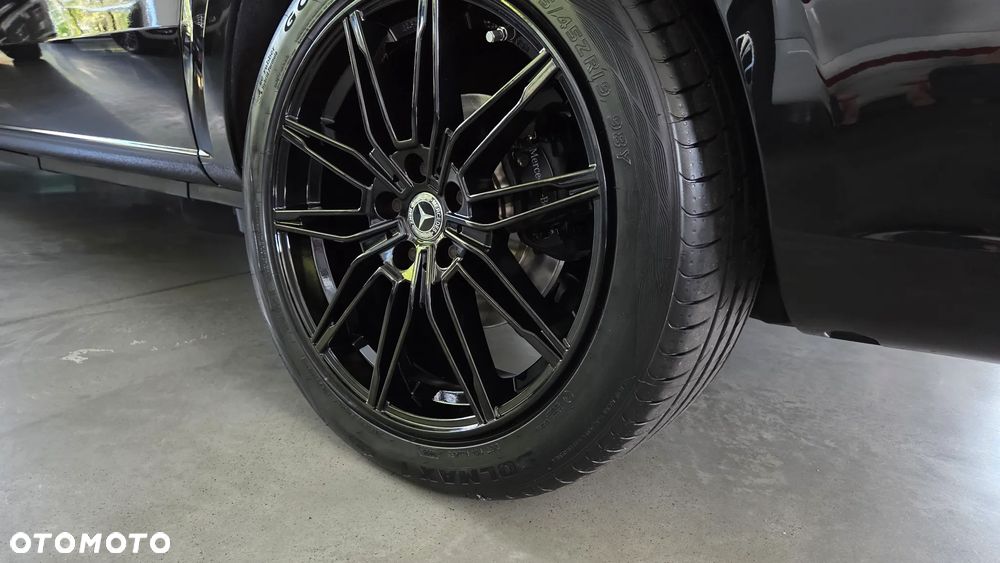 Mercedes-Benz Klasa V 250 d lang 9G-TRONIC Avantgarde - 15