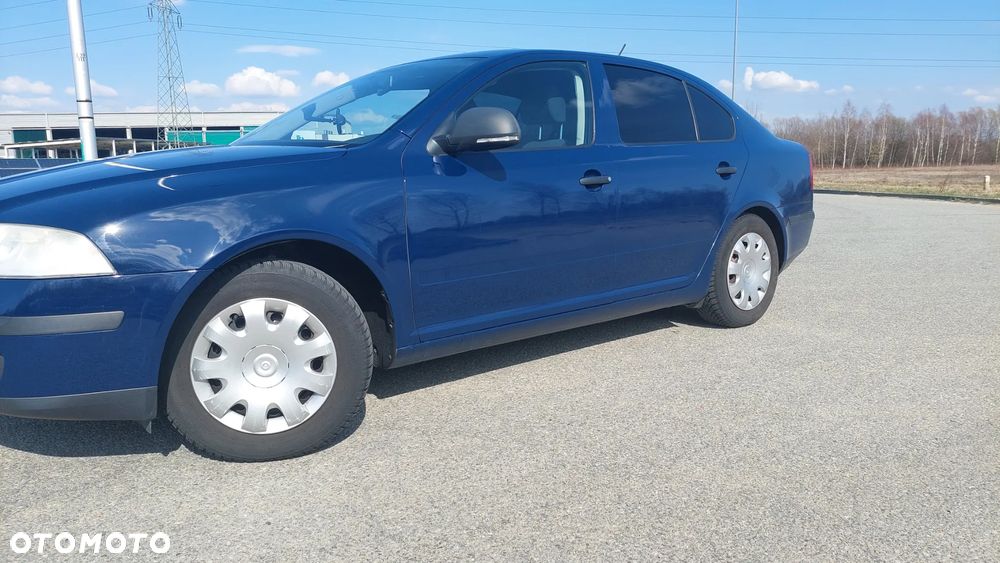 Skoda Octavia 1.6 Tour - 4