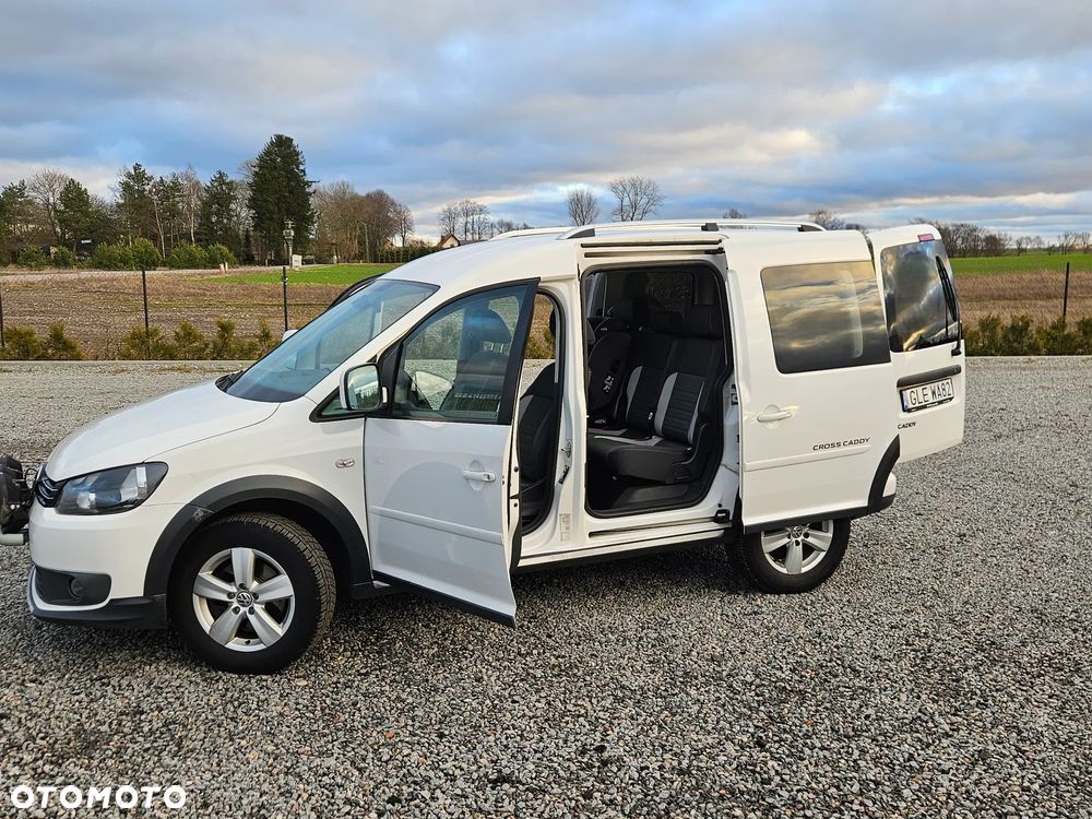 Volkswagen Caddy Cross Trendline 4Motion DSG - 2