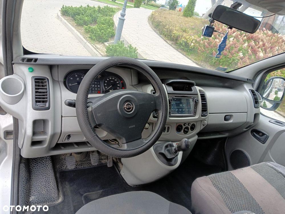 Opel Vivaro - 7