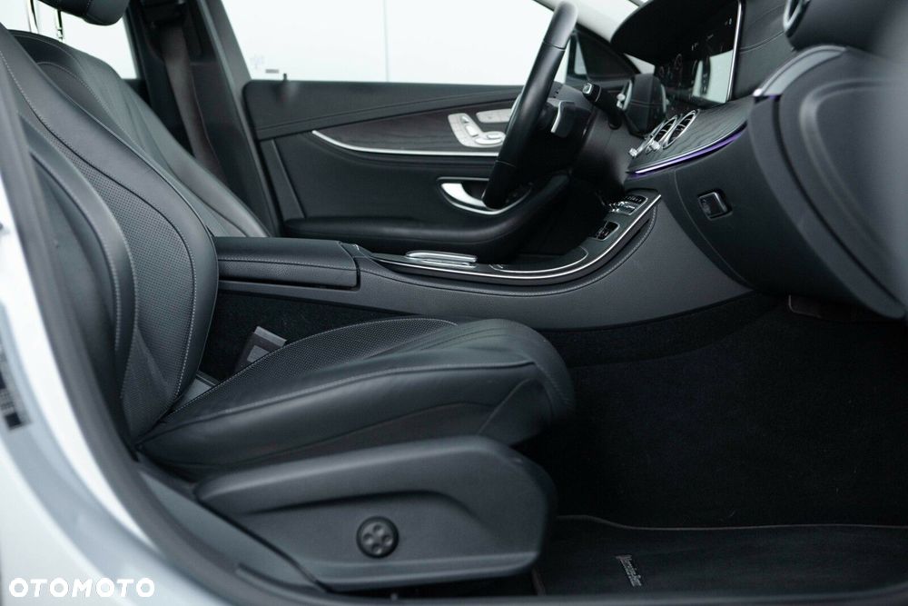 Mercedes-Benz Klasa E - 30