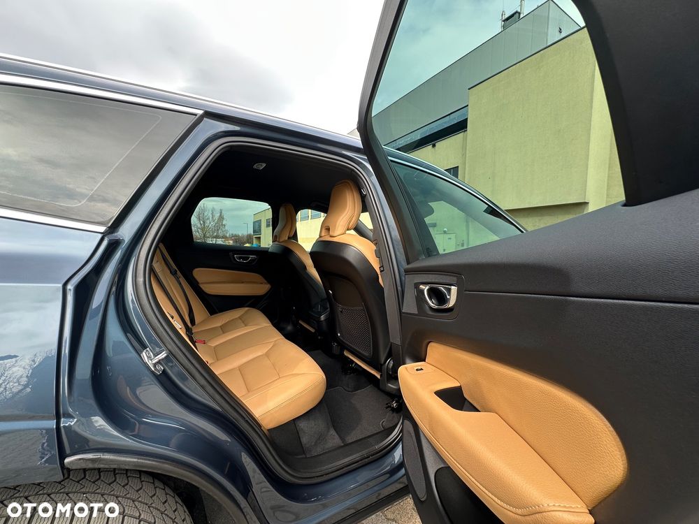 Volvo XC 60 D4 AWD Geartronic Inscription - 23