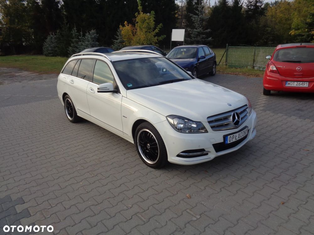 Mercedes-Benz Klasa C 180 BlueEFFICIENCY Avantgarde - 18