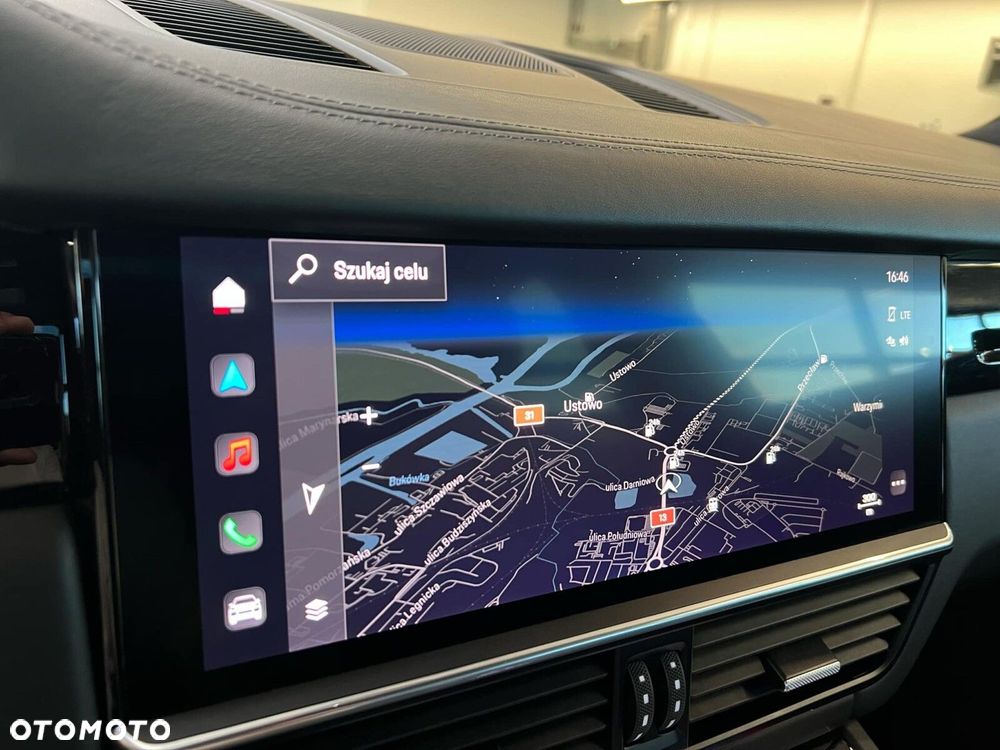 Porsche Cayenne Standard - 25