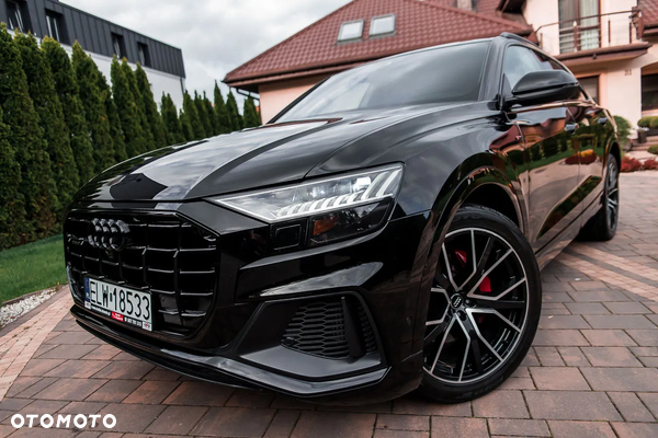 Audi Q8 55 TFSI quattro tiptronic