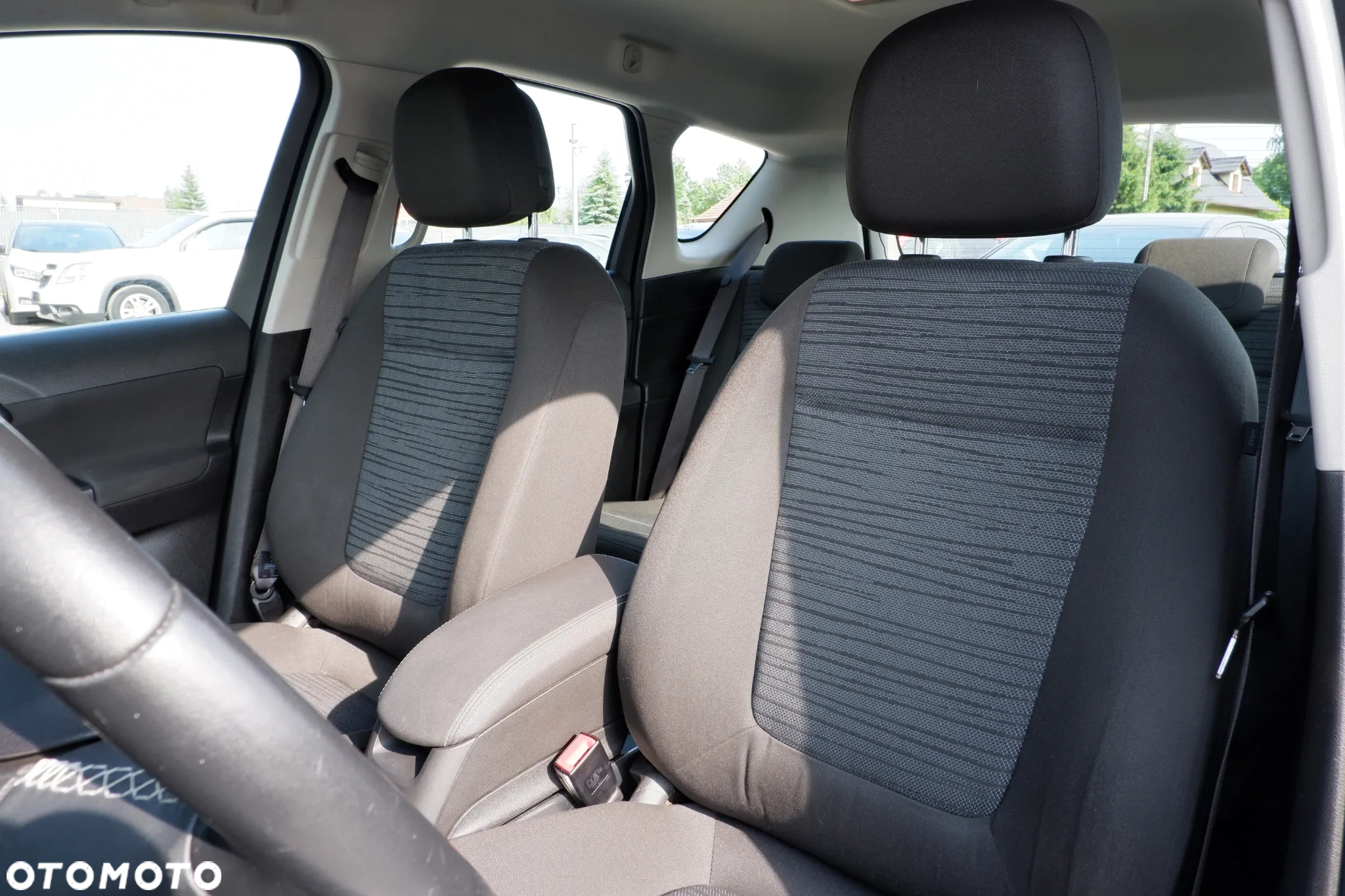 Opel Meriva 1.4 T Essentia - 27