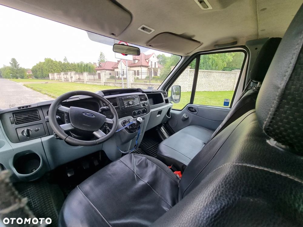 Ford Transit - 17
