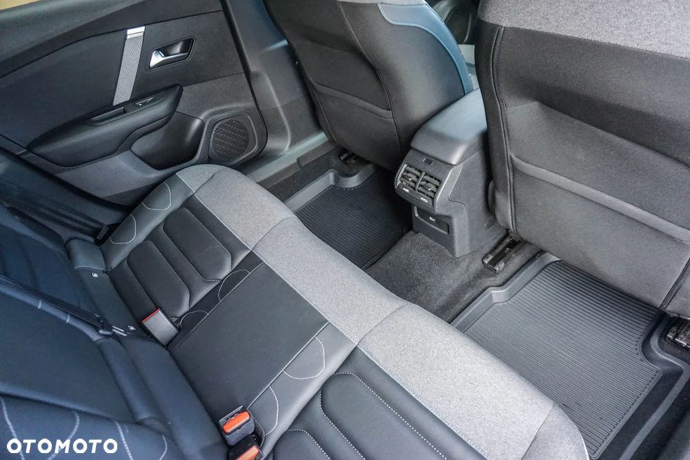 Citroën C4 1.2 PureTech Shine S&S EAT8 - 32