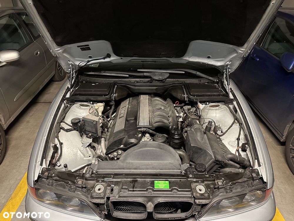 BMW Seria 5 - 10