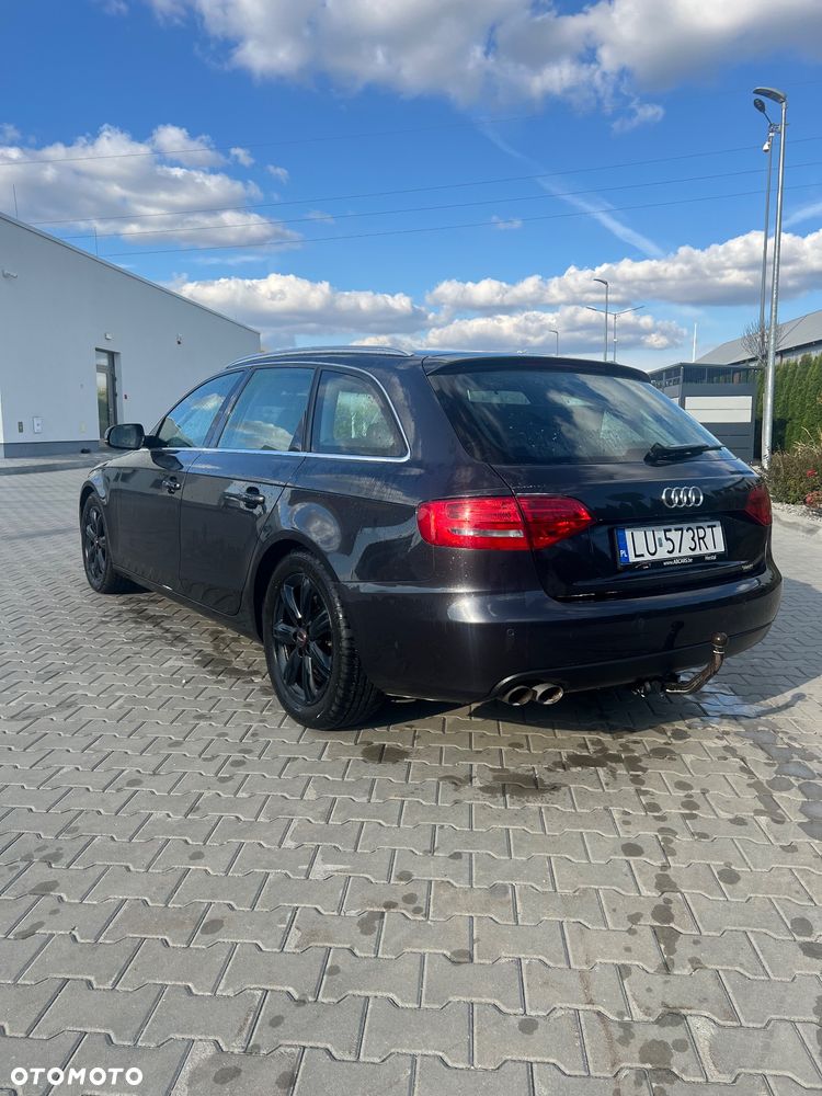 Audi A4 - 4