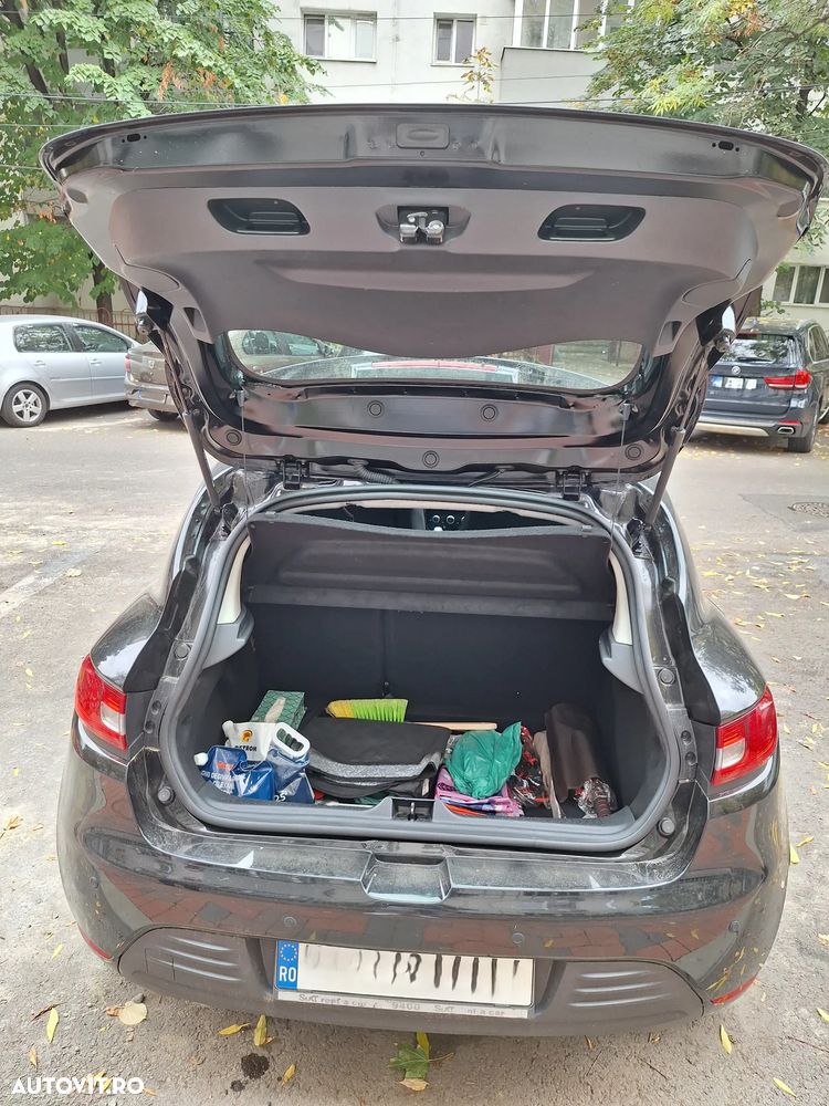 Renault Clio - 13