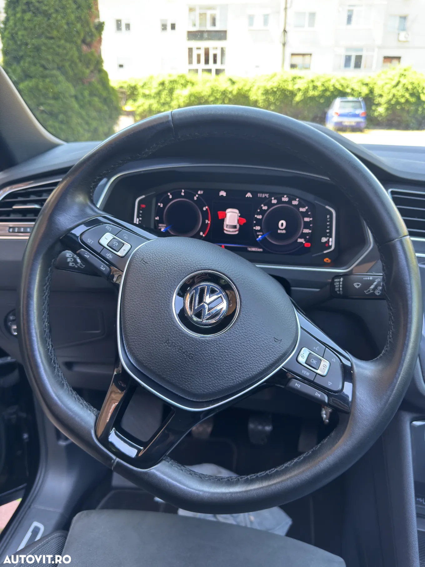 Volkswagen Tiguan - 7