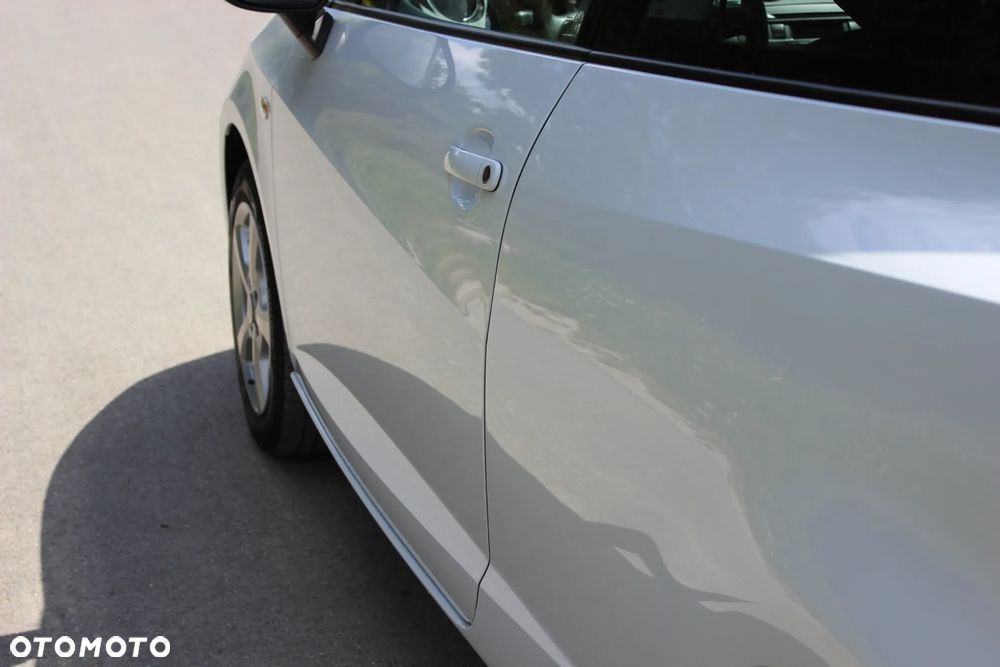Seat Ibiza SC 1.4 16V Sport - 17