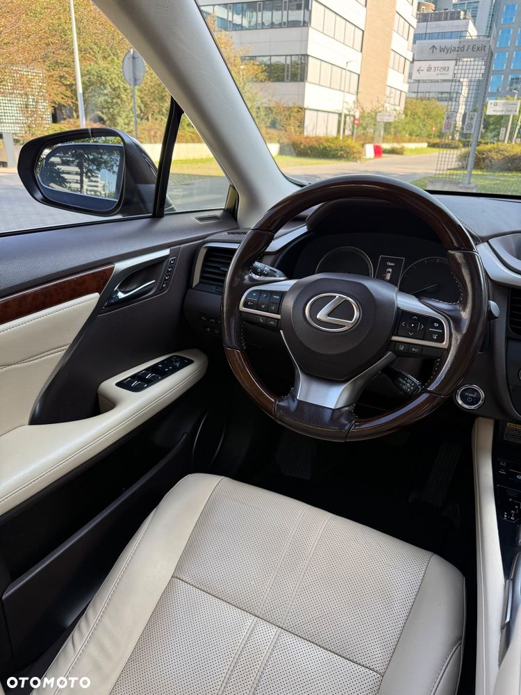 Lexus RX 450h Omotenashi - 12