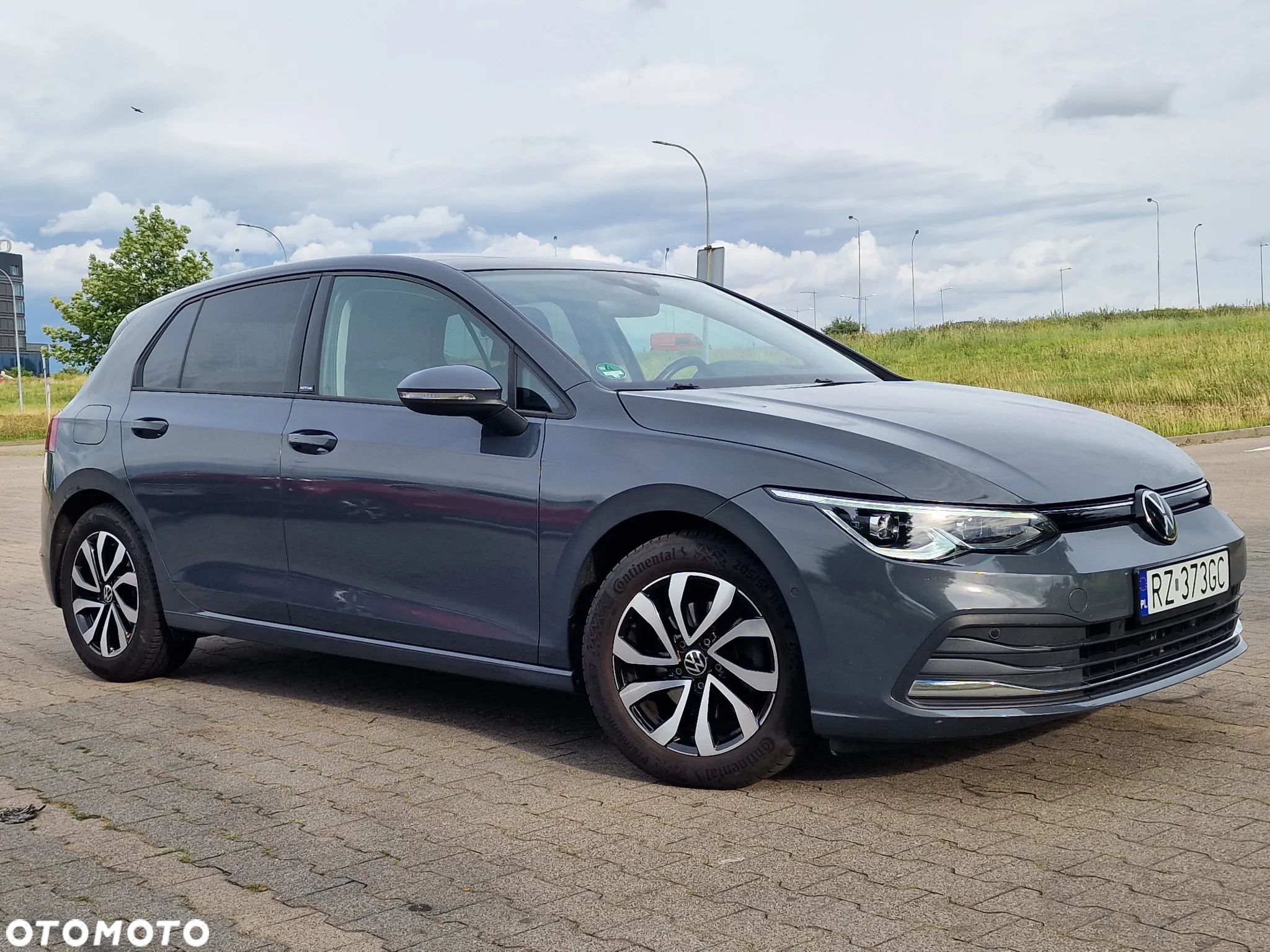 Volkswagen Golf 2.0 TDI SCR DSG Life - 1