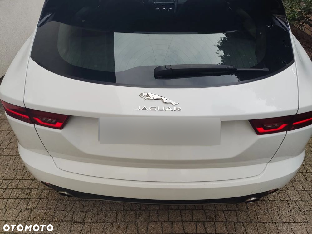 Jaguar E-Pace - 17