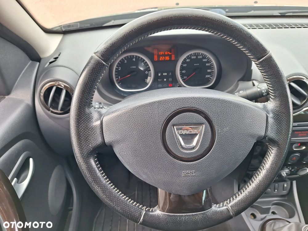 Dacia Duster 1.6 16V 105 4x4 Laureate - 12