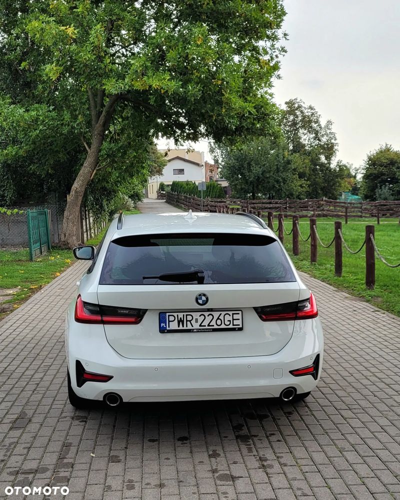 BMW Seria 3 320d Advantage sport - 23