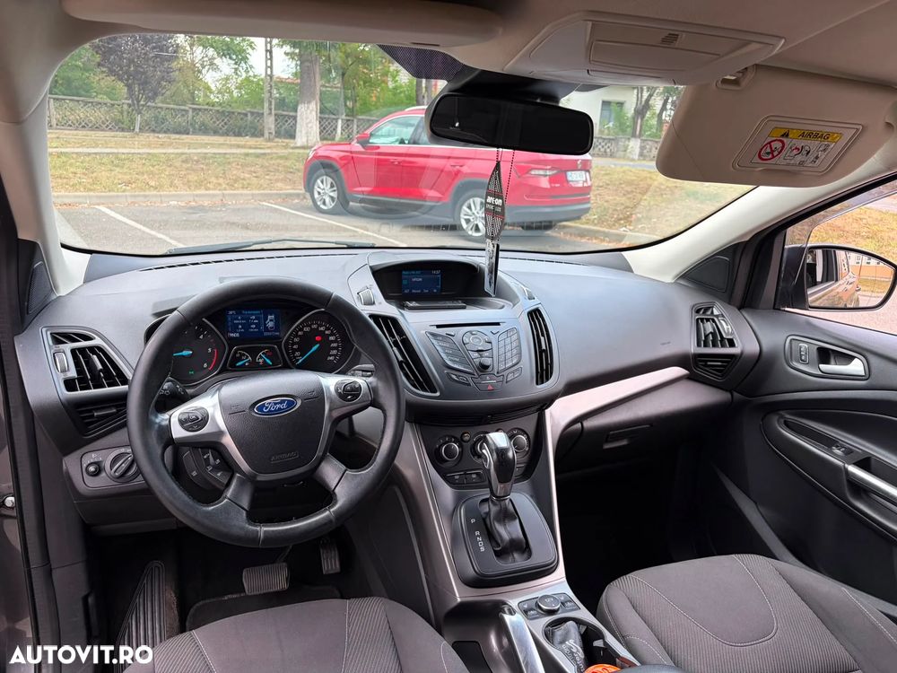 Ford Kuga 2.0 TDCi 4WD Powershift Titanium - 16