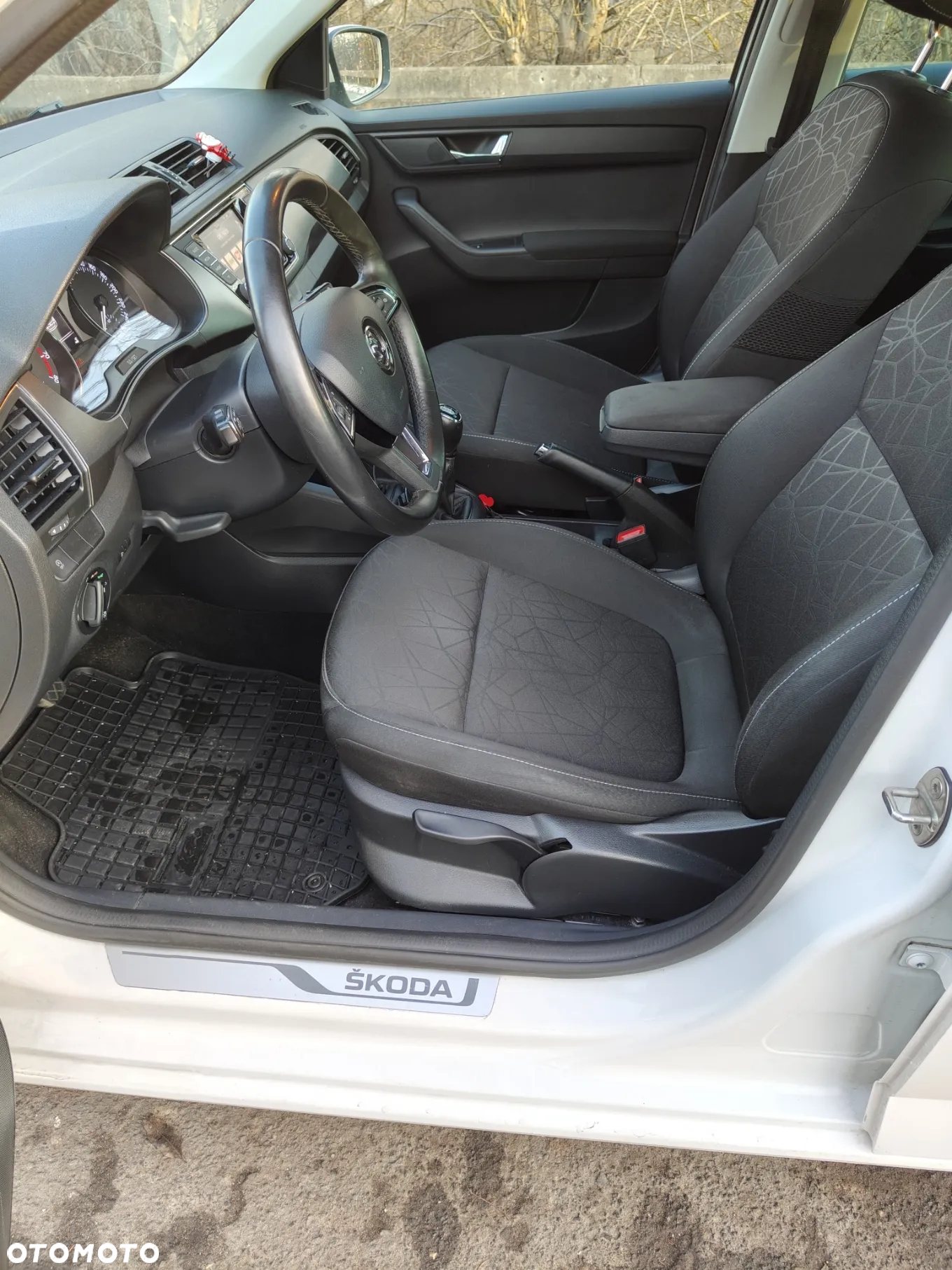 Skoda Fabia 1.0 Clever - 19