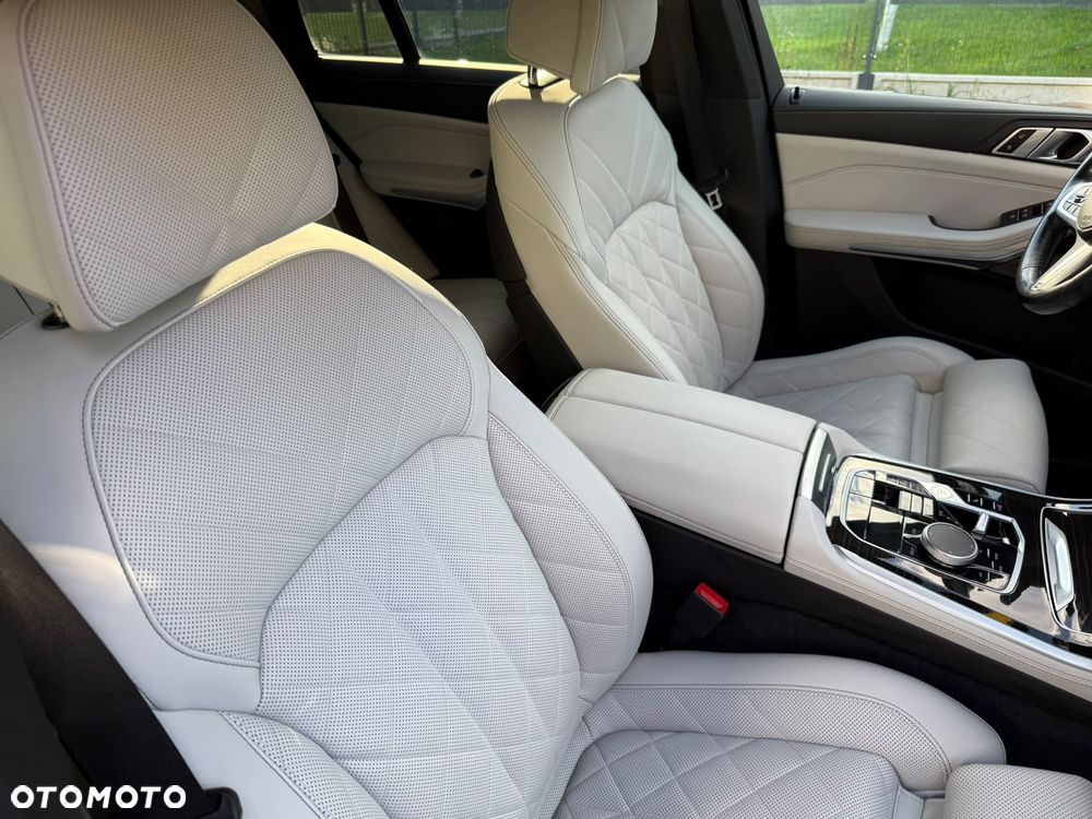 BMW X5 xDrive30d mHEV - 9