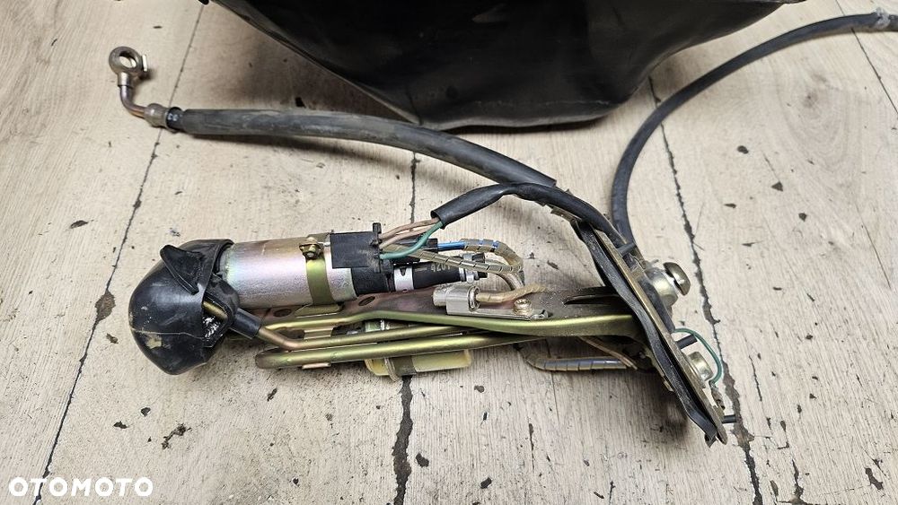 Pompa paliwa zbiornik bak przewód Honda ST1300 Pan European - 2